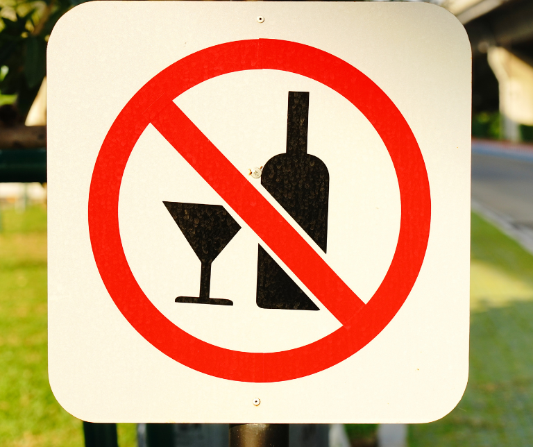 Pytania o wszywkę #3 Przepicie wszywki alkoholowej – co robić?